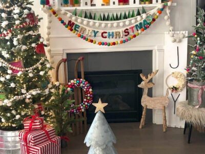 10 Merry Ways To Decorate Your Living Room For Christmas